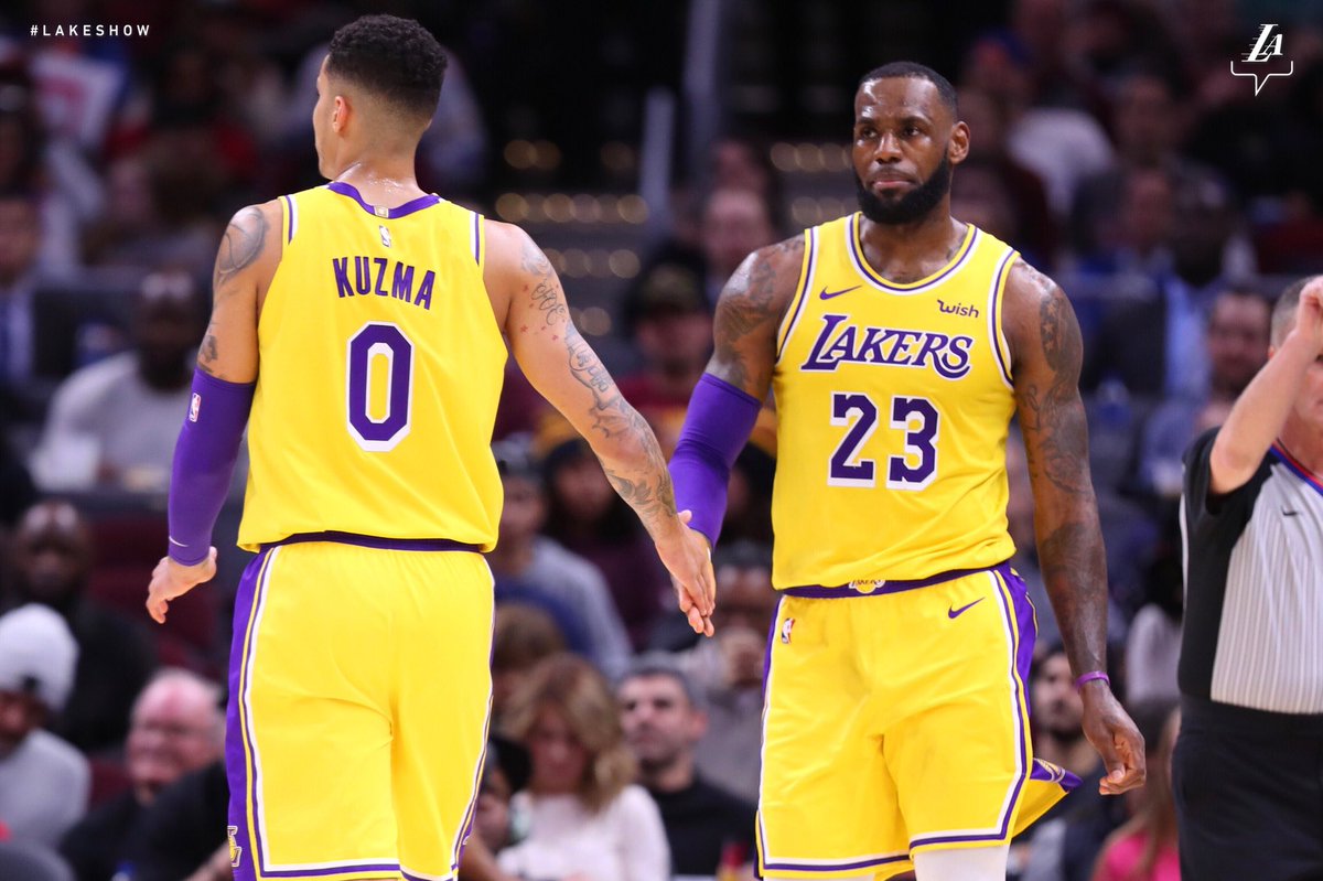 队配合与个 队配合与个