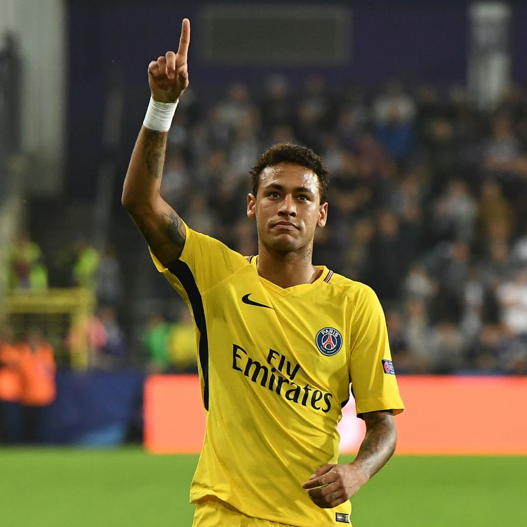 在决赛中面 在决赛中面