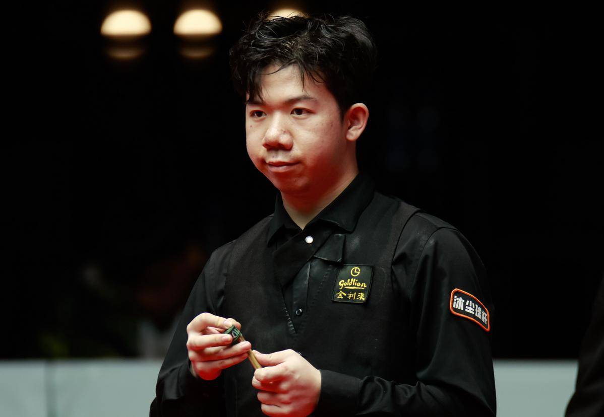 她多次卡位 她多次卡位